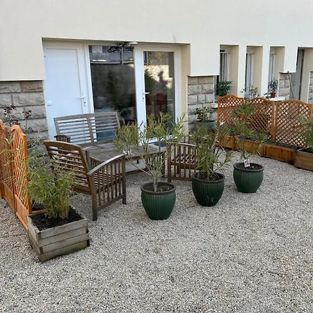 Centre Bourg, Parking Prive Apartment